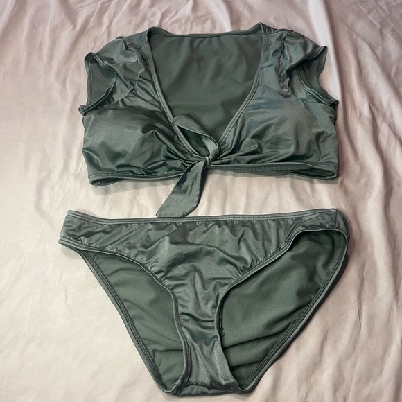 Green Tie-Front Bikini Set - Picture 1 of 4